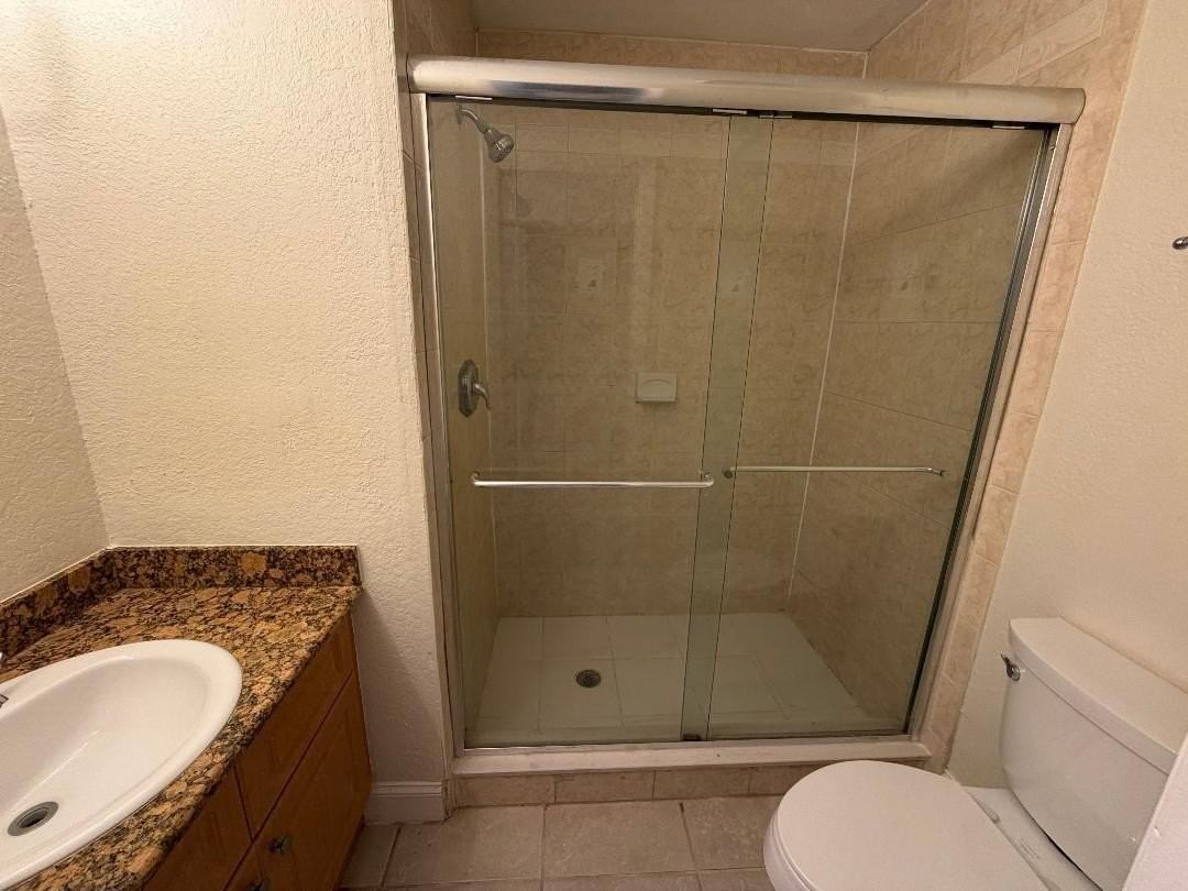 6043 10th Ave N #231 - Photo 7 of 10