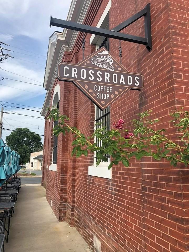 25514 E Main St - Photo 3 of 42