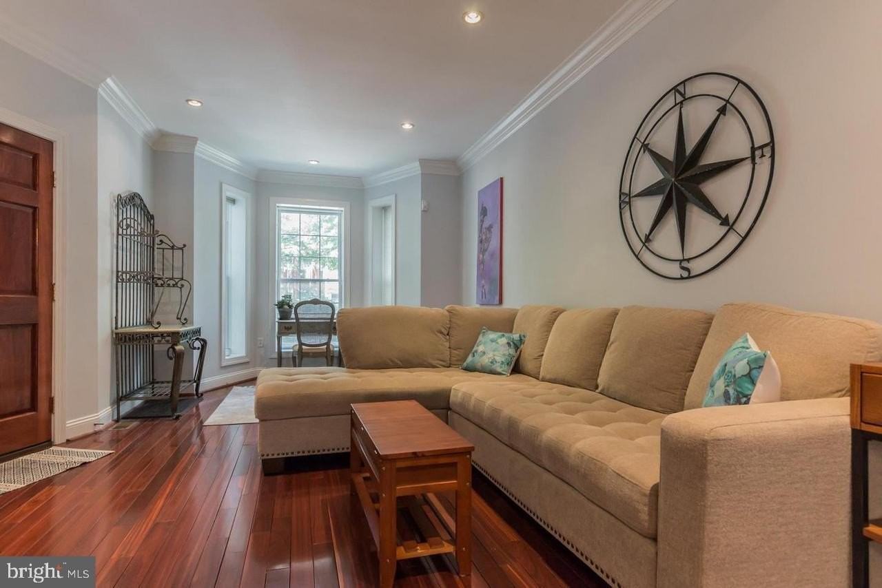 42 Rhode Island Ave Nw Apt 1 #1 - Photo 2 of 15