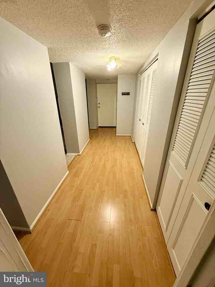 5 Suntop Ct #T1 - Photo 7 of 14