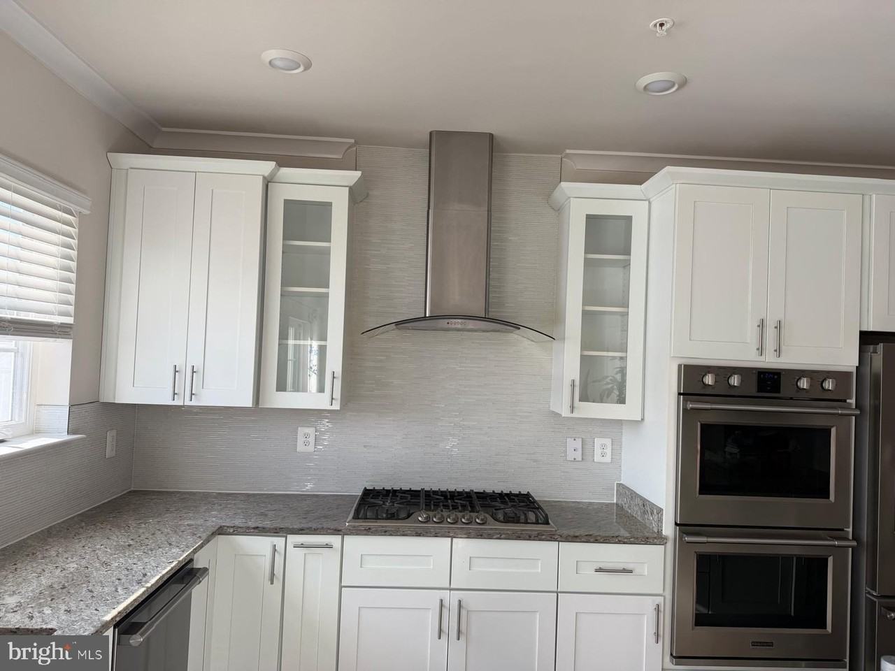 7999 Potter Pl - Photo 2 of 14