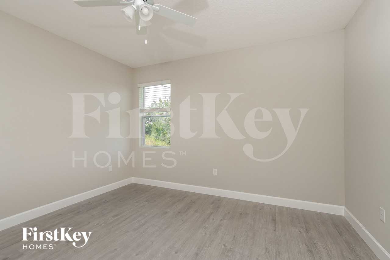 1690 San Diego St Se - Photo 7 of 16