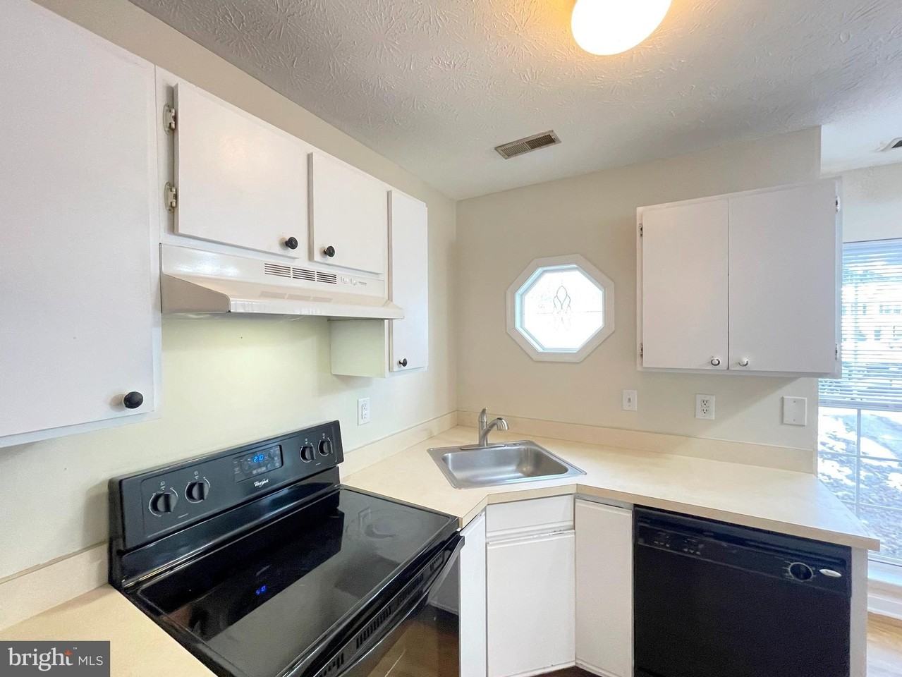 47738 Devin Cir - Photo 7 of 25