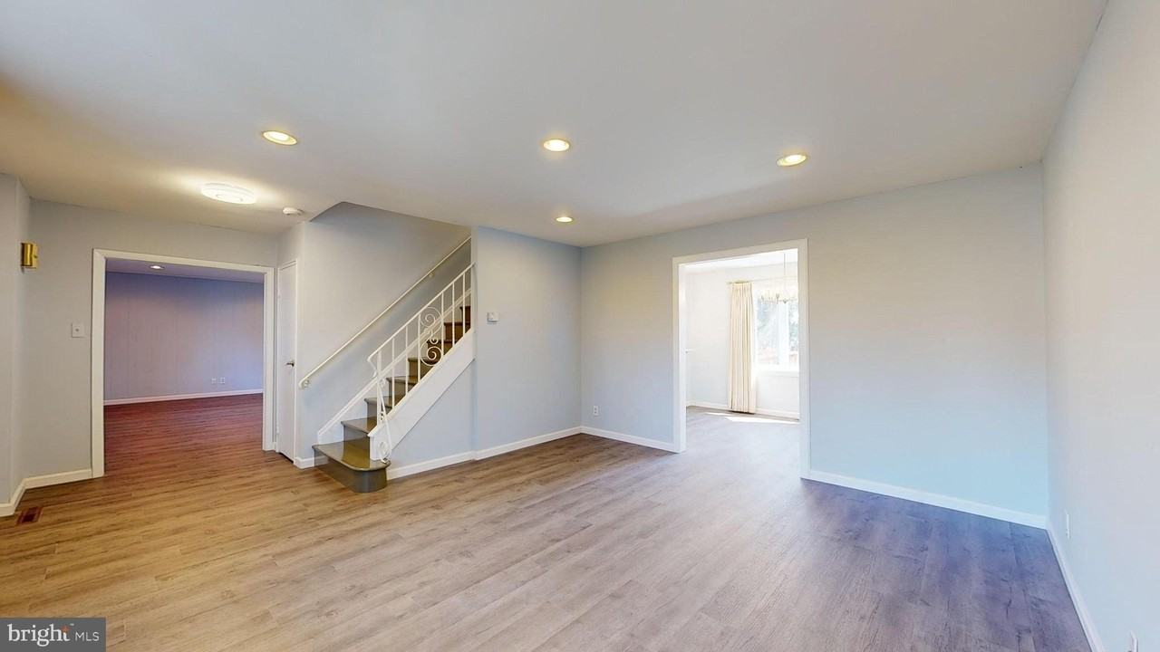 412 Fireside Ln - Photo 5 of 50