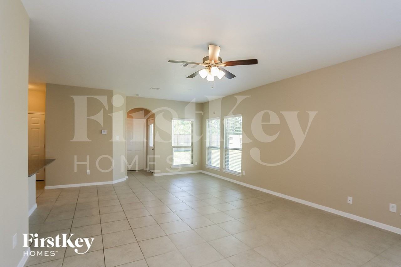 12934 Crombie Dr - Photo 4 of 15