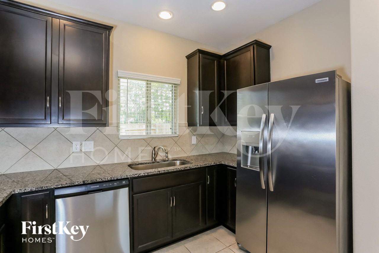 12934 Crombie Dr - Photo 6 of 15