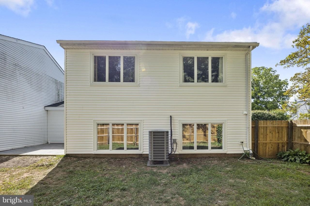 111 Hidden Valley Ln - Photo 5 of 29