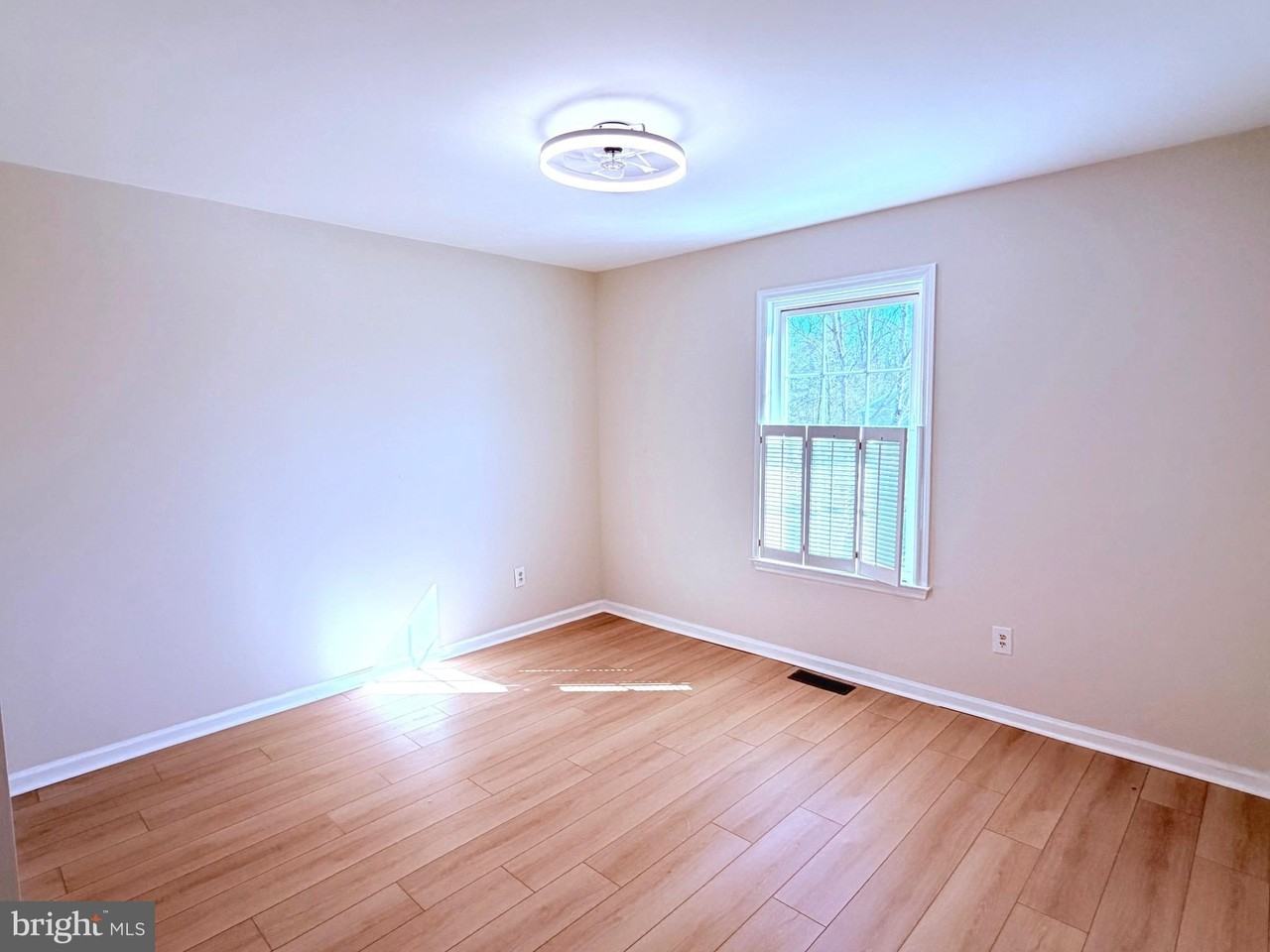 2305 Westfield Ct Unit 2305 #2305 - Photo 6 of 10