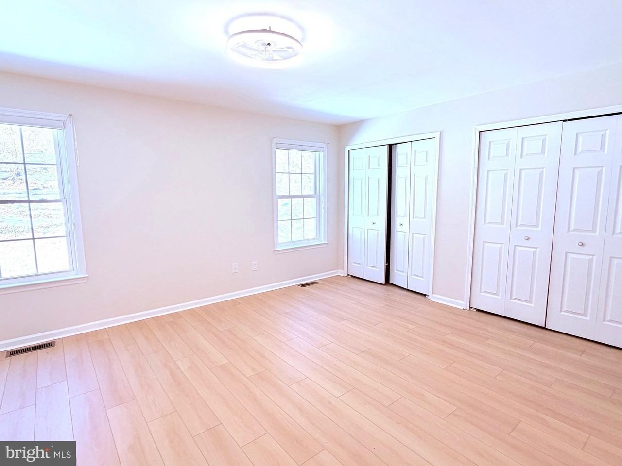 2305 Westfield Ct Unit 2305 #2305 - Photo 7 of 10