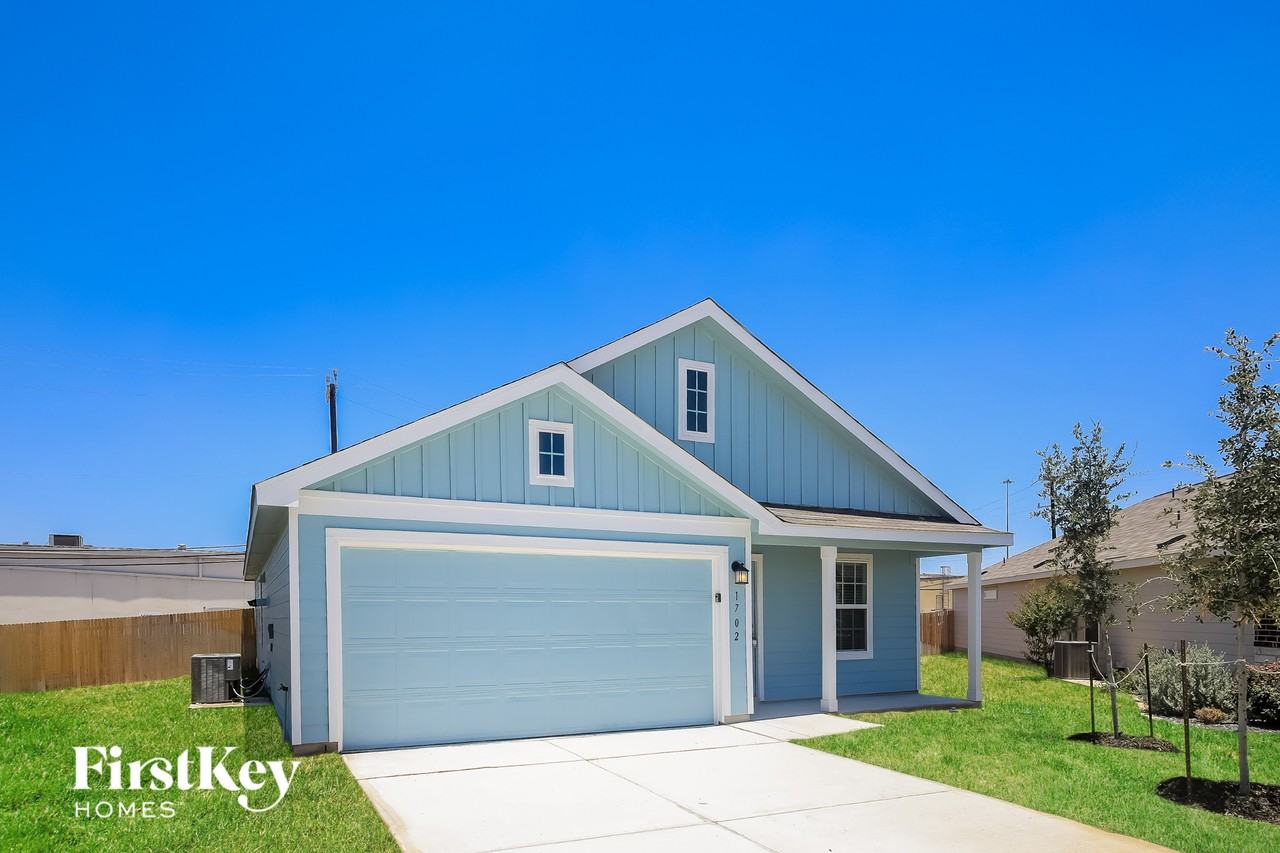 1702 Morse Way - Photo 2 of 15