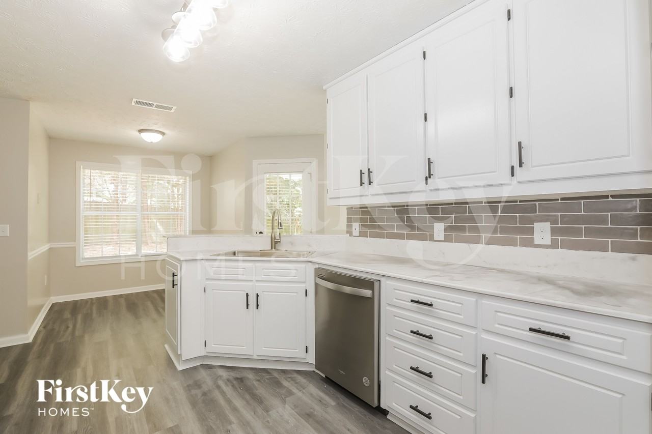 3140 Victoria Ridge Ct - Photo 5 of 15