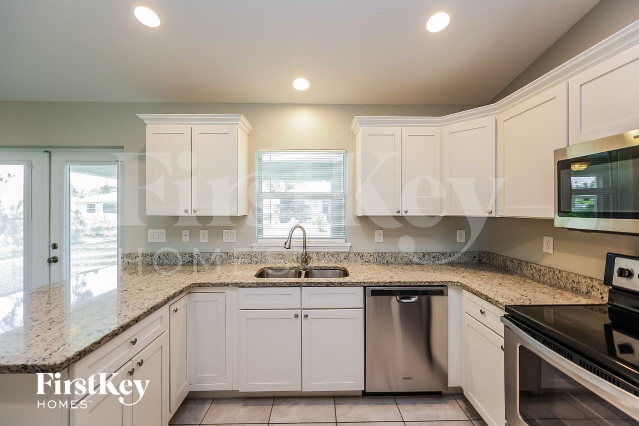 13057 Feldman Ave - Photo 7 of 16