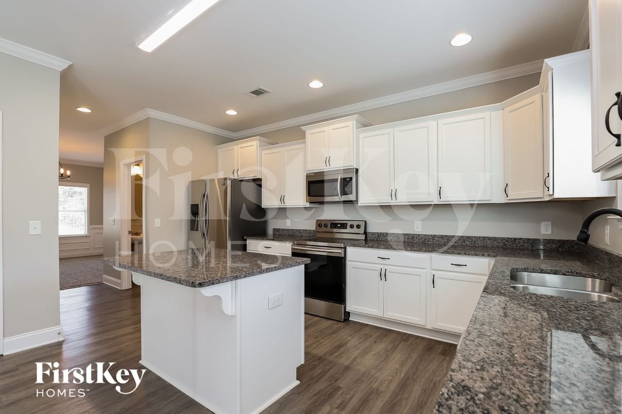 5730 Grant Station Dr - Photo 7 of 15