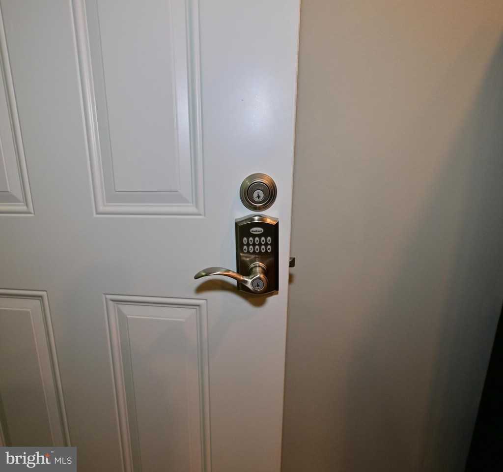 2447 N 54th St - Photo 2 of 16
