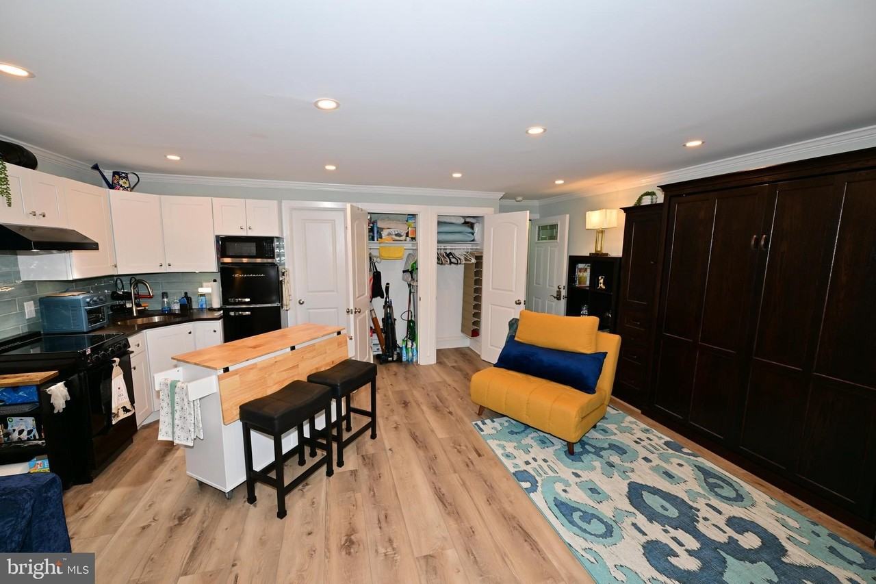 2447 N 54th St - Photo 4 of 16