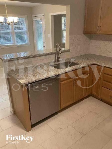 184 Fremont Loop - Photo 4 of 11