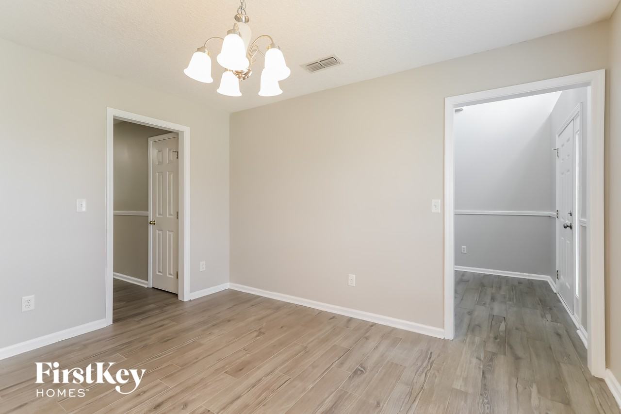 2954 Ravine Hill Dr - Photo 5 of 15