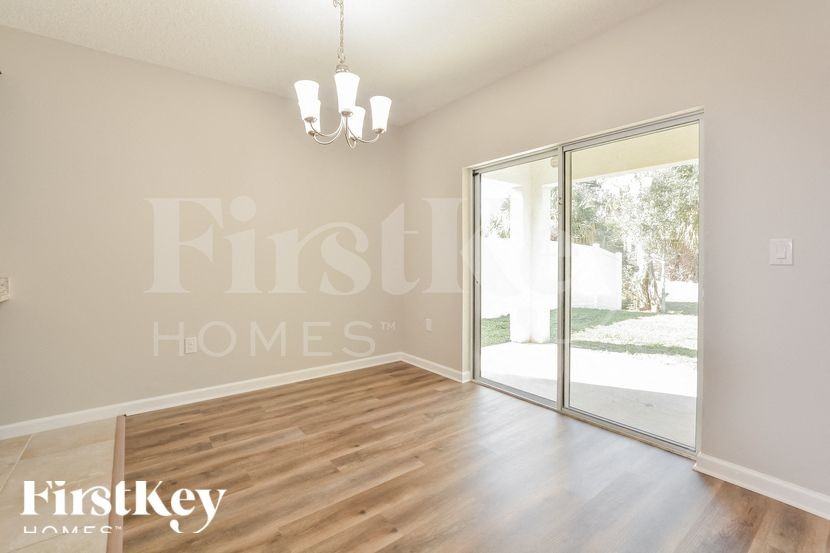 2620 Falcon Ln - Photo 4 of 15