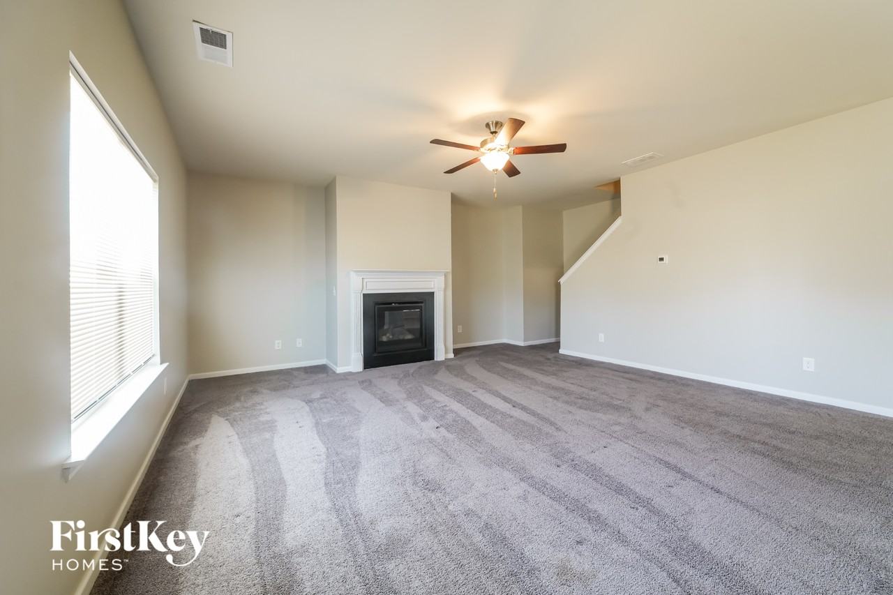 8 Stadelman Ct - Photo 4 of 15