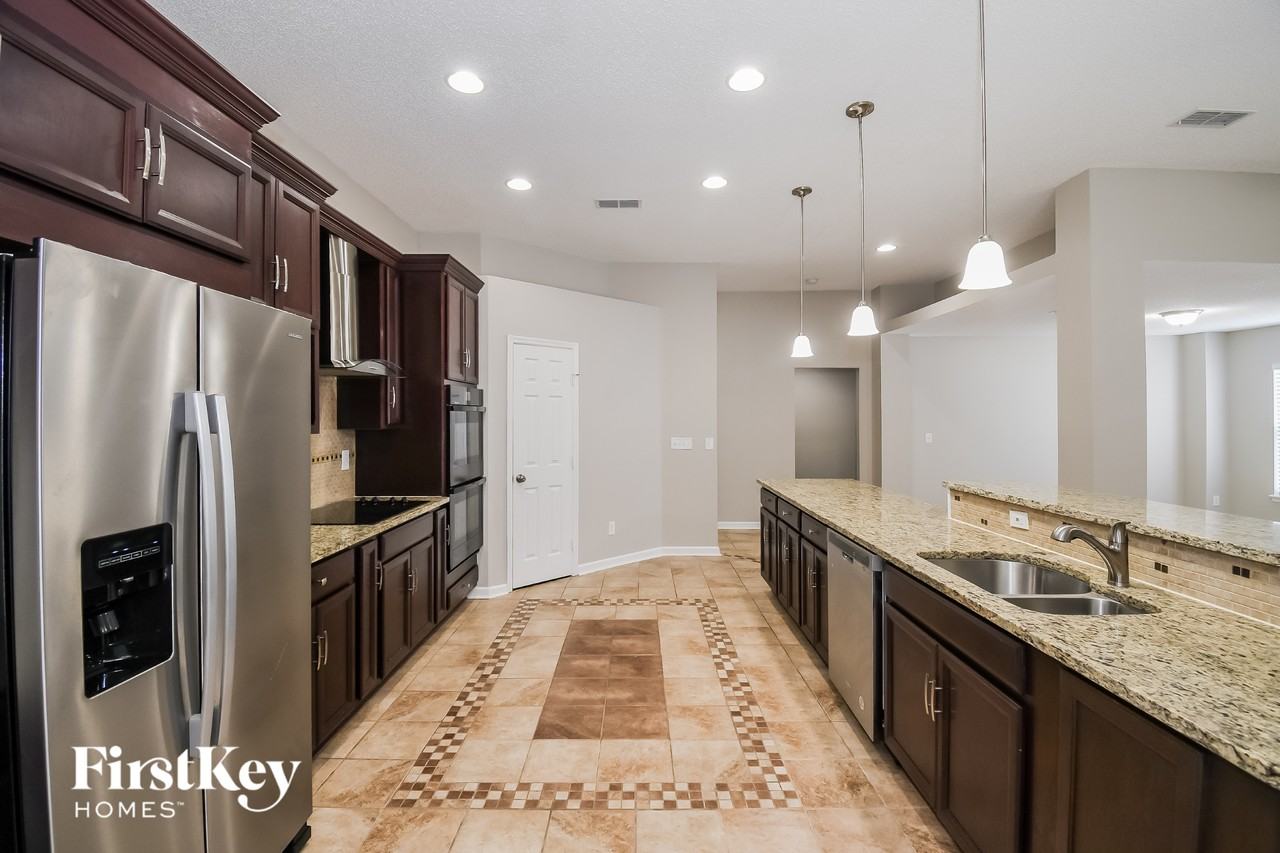 13990 Summer Breeze Dr - Photo 6 of 15