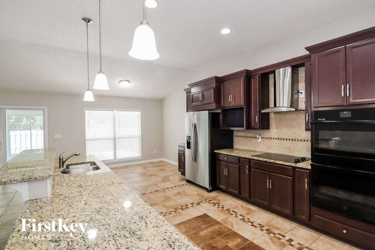 13990 Summer Breeze Dr - Photo 7 of 15