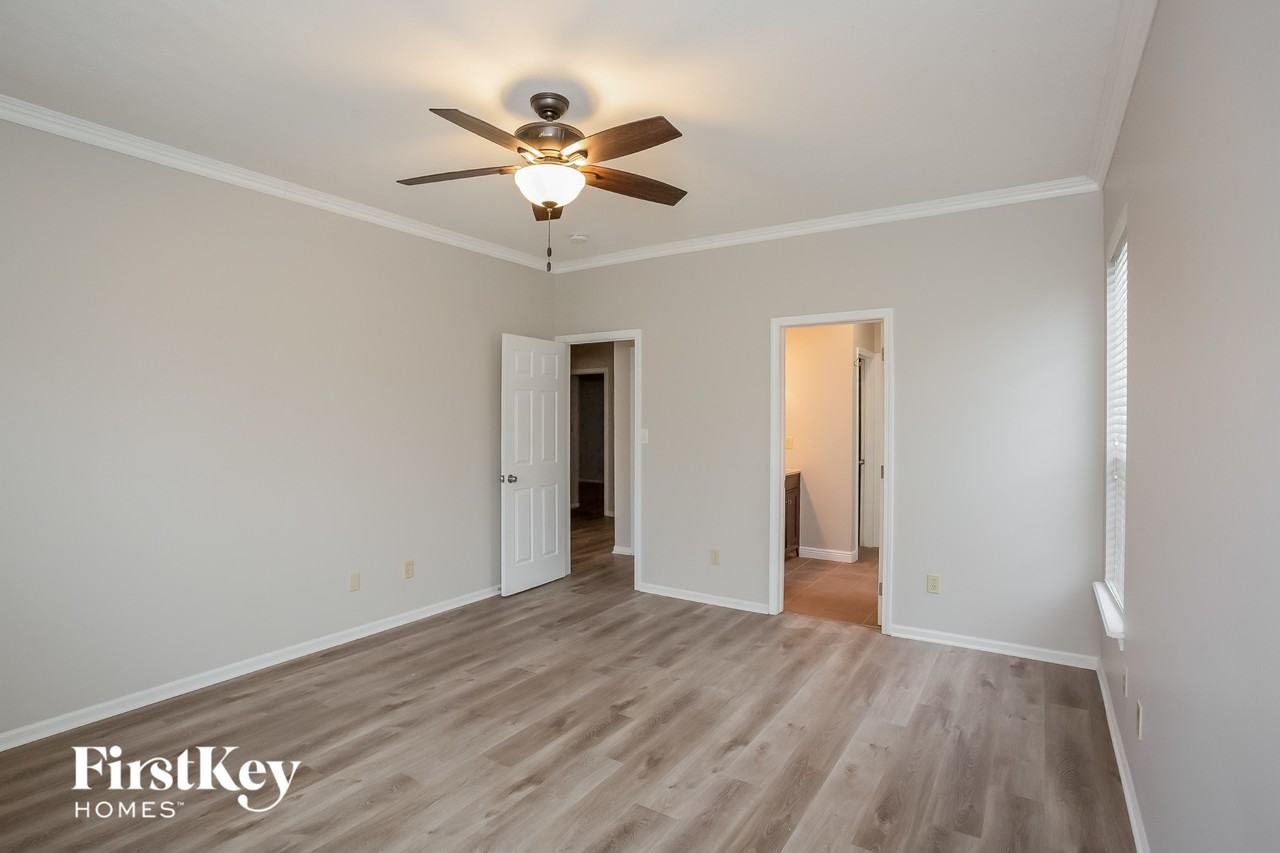 10282 Lakeland Dr - Photo 7 of 15