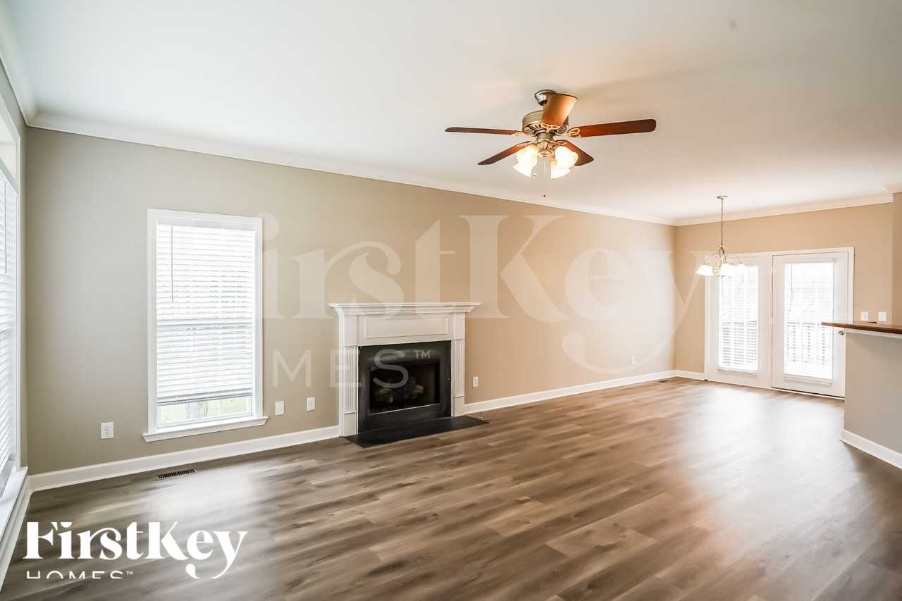 448 Marble Ct - Photo 3 of 15