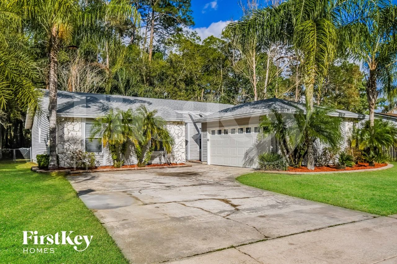 10857 Knottingby Dr - Photo 2 of 15