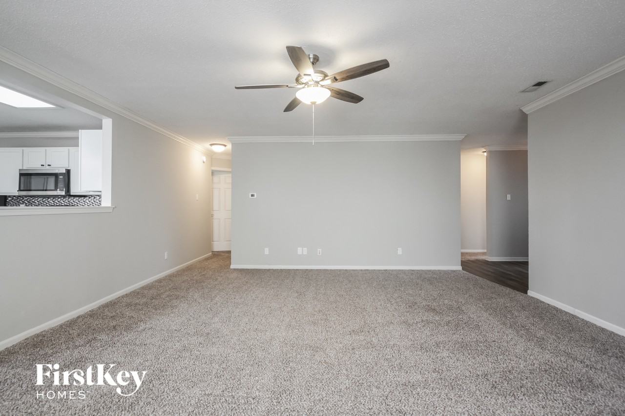 2197 Westmere Dr - Photo 3 of 15