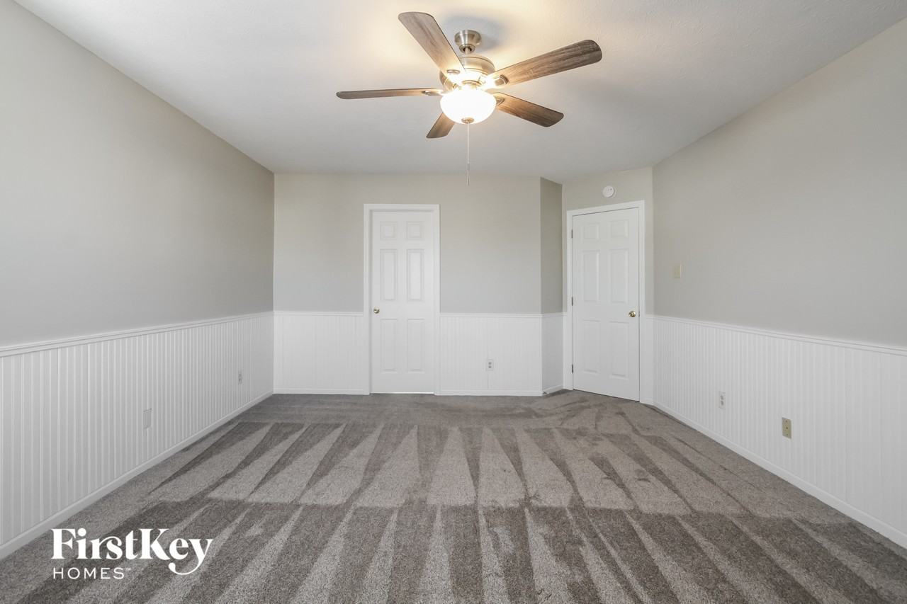 6 Wyndham Dr - Photo 7 of 15