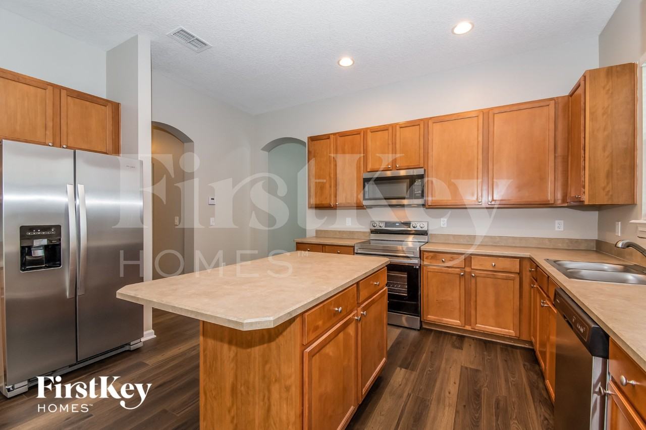 4023 Leatherwood Dr - Photo 5 of 15