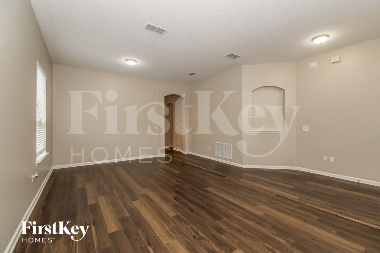 4023 Leatherwood Dr - Photo 7 of 15