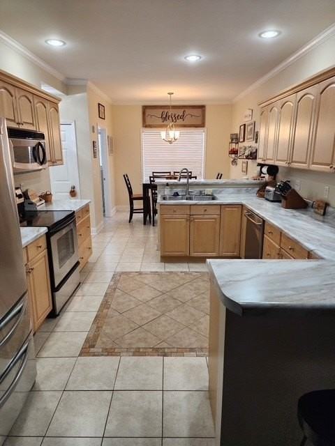 1315 Stillwater Dr - Photo 4 of 15