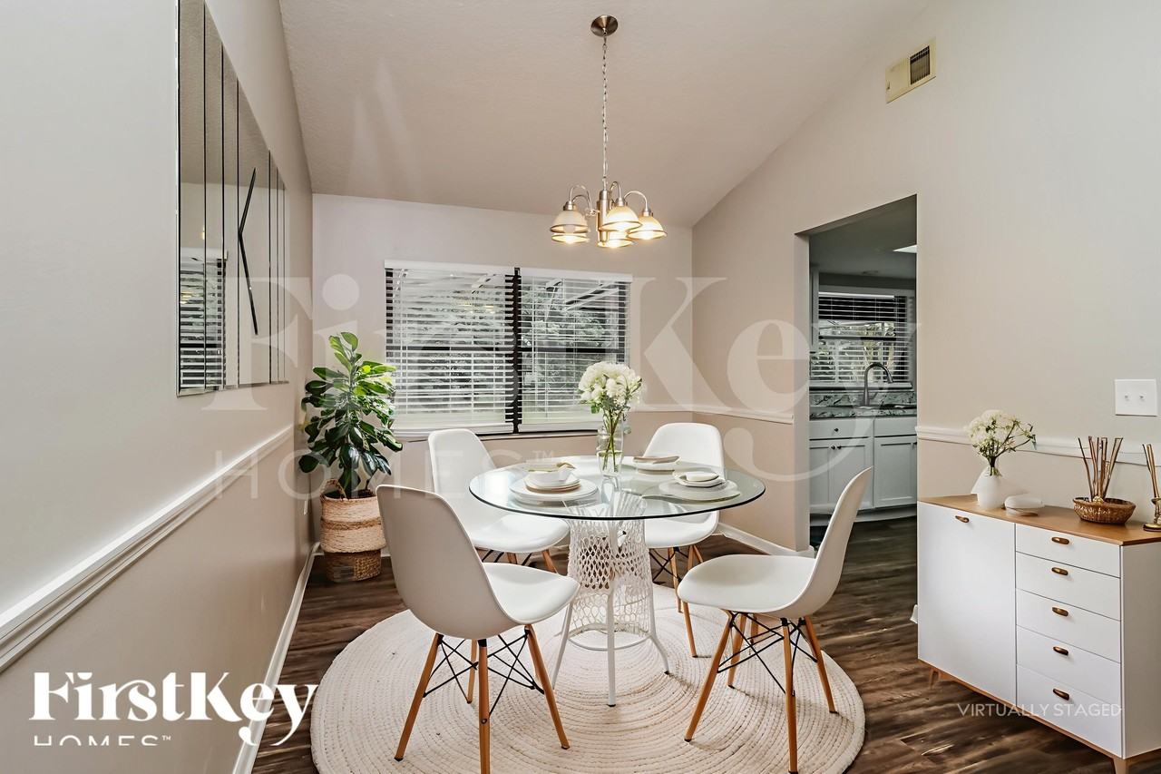 836 Sylvia Dr - Photo 7 of 18