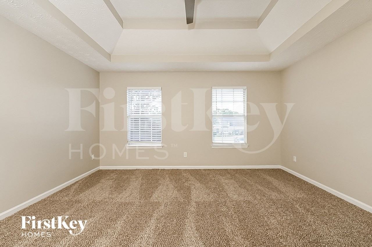 308 Waltrip Ct - Photo 7 of 15