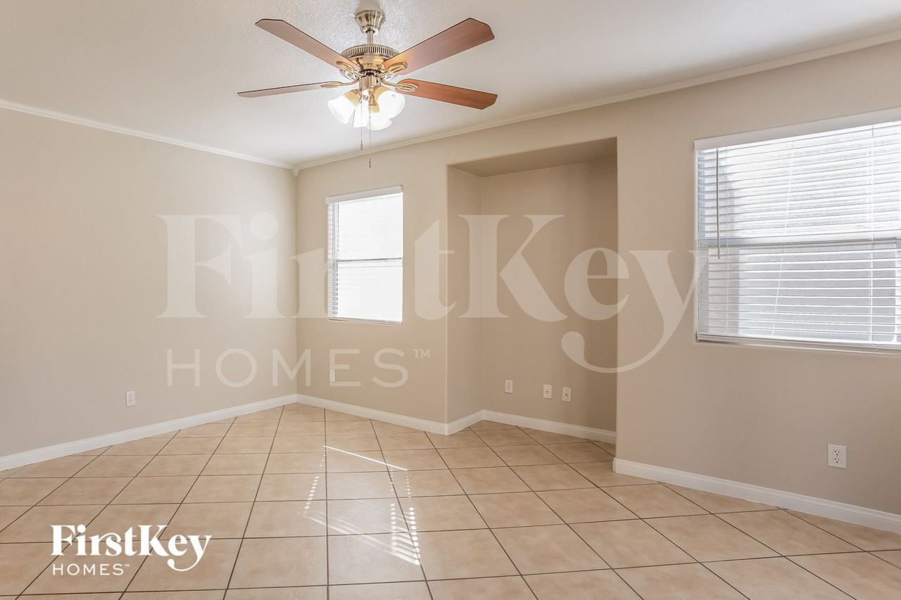 9360 Willow Meadow Ct - Photo 2 of 15