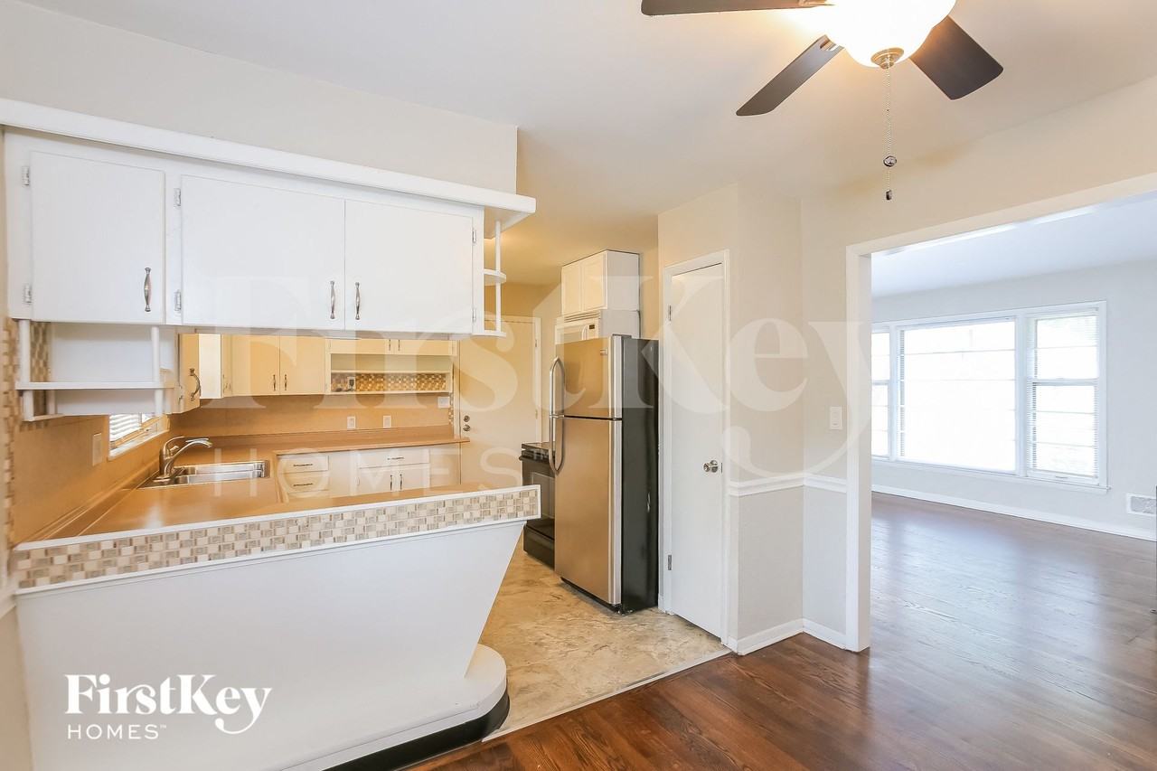 9707 E 79th Ter - Photo 6 of 15