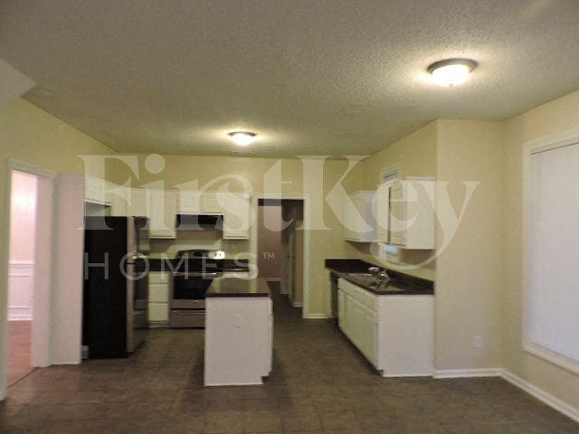 8554 Mill Farm Cv - Photo 7 of 17