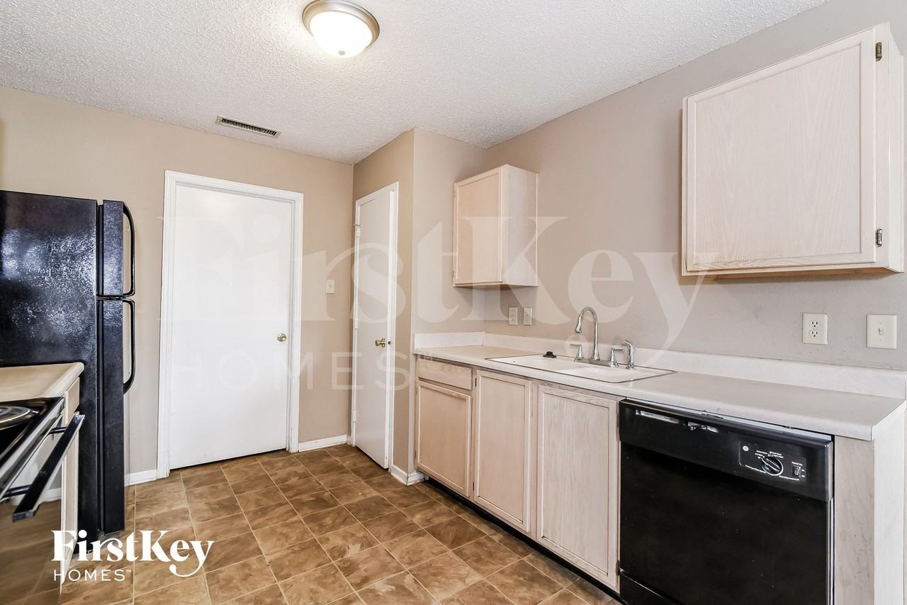 6601 Black Antler Dr - Photo 6 of 14