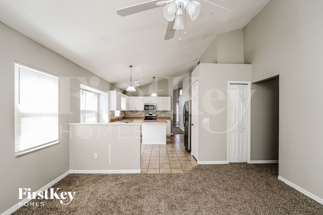 601 Celito Dr - Photo 2 of 19