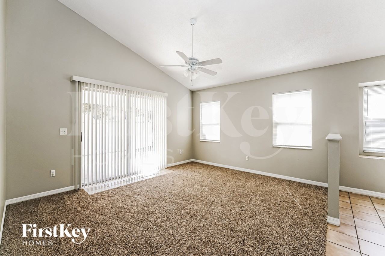 601 Celito Dr - Photo 3 of 19