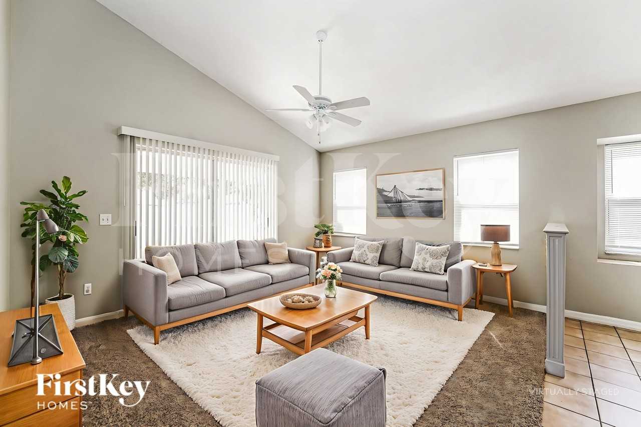 601 Celito Dr - Photo 4 of 19