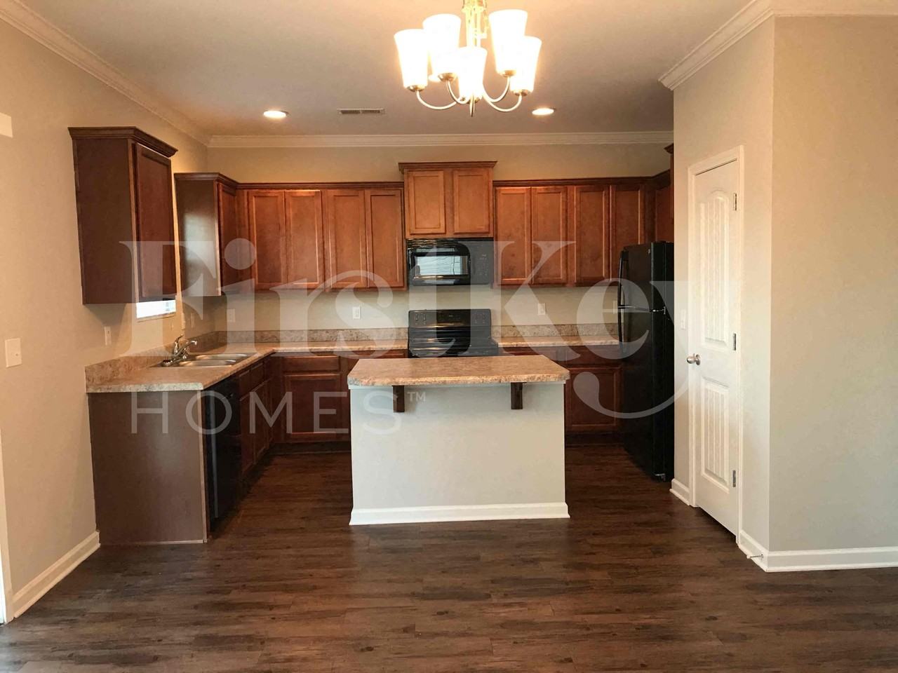 5069 Bella Ct - Photo 6 of 21