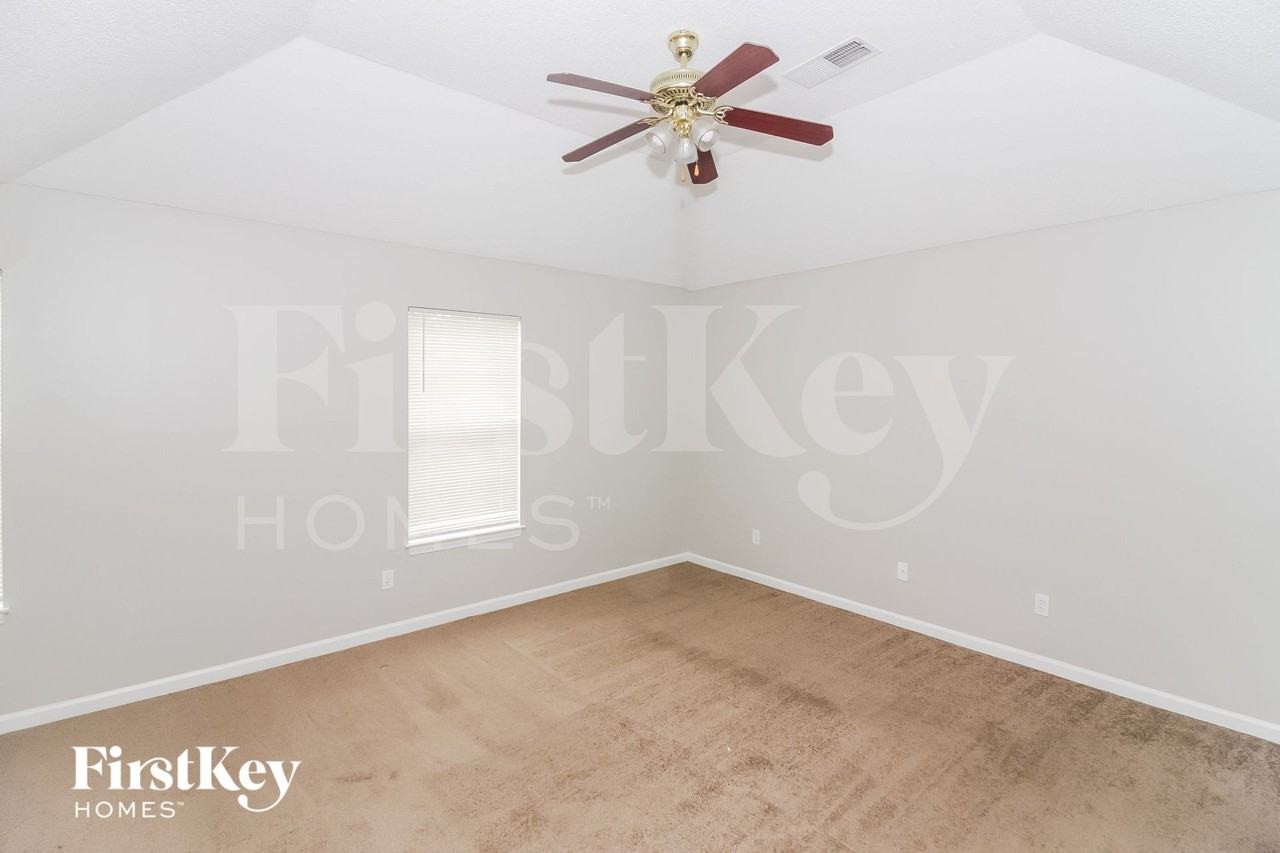 4064 Long Creek Rd - Photo 6 of 15