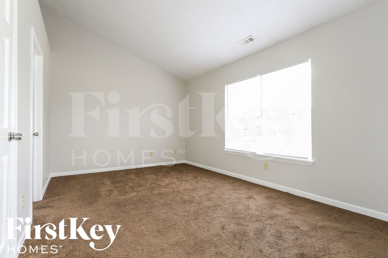 3809 Bonn Blvd - Photo 6 of 15