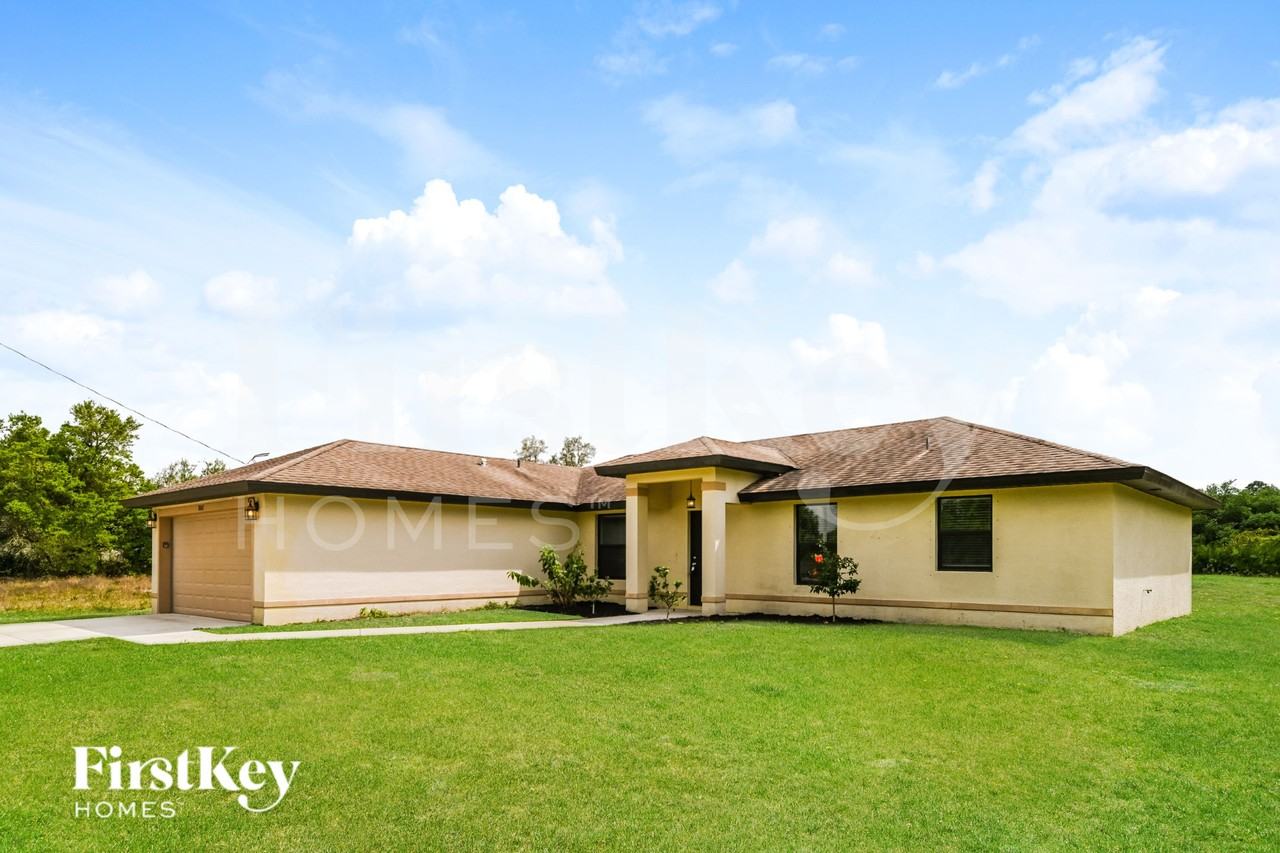 3007 44th St Sw - Photo 2 of 16