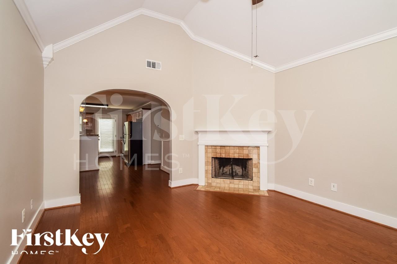 283 Stonecreek Pl - Photo 3 of 18