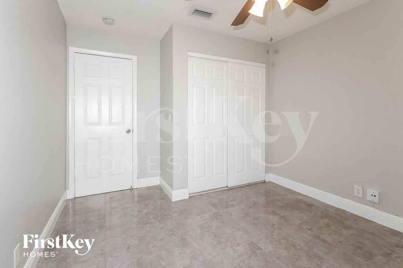 1357 Drexel Rd - Photo 7 of 16