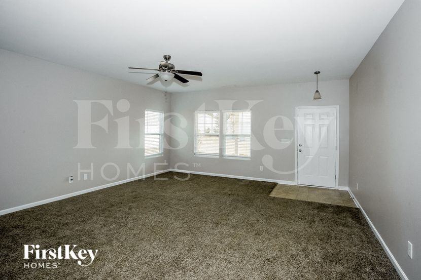 12888 Brandenburg Ln - Photo 4 of 15