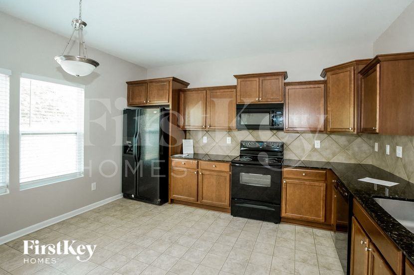 12888 Brandenburg Ln - Photo 6 of 15